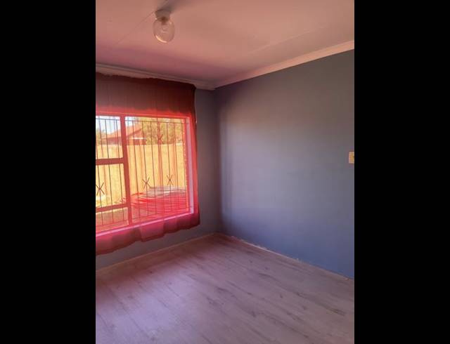 3 BEDROOM HOUSE FOR SALE IN MMABATHO 13